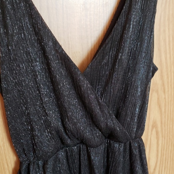 💫HostPick💫NWT Banana Republic V-Neck Party Dress - Picture 3 of 5